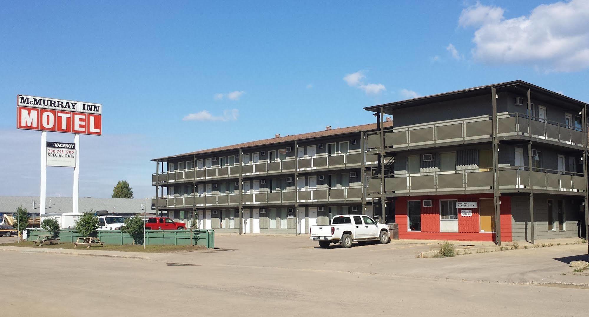 Mcmurray Inn Fort Mcmurray Exteriör bild
